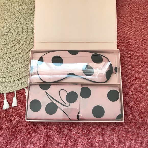 Victoria’s Secret Satin Eyemask & Pillowcase Pink Black Polka Dot NEW - Picture 4 of 5